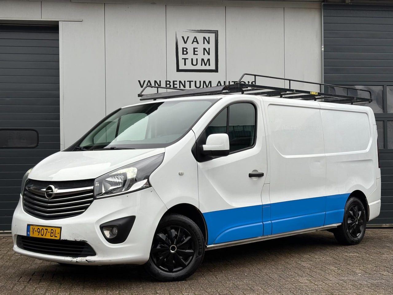 Opel Vivaro - 1.6CDTI 121pk L2H1 Sport Navi READ TEXT! - AutoWereld.nl