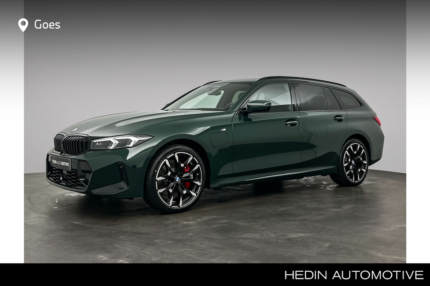 BMW 3-serie Touring - 330e M Sport Edition Individual Goodwood Green | M Sport Pro | Innovation Pack | Comfort P - AutoWereld.nl
