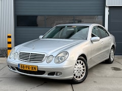 Mercedes-Benz E-klasse - 220 CDI Elegance AUT / CRUISE / CLIMA / PDC