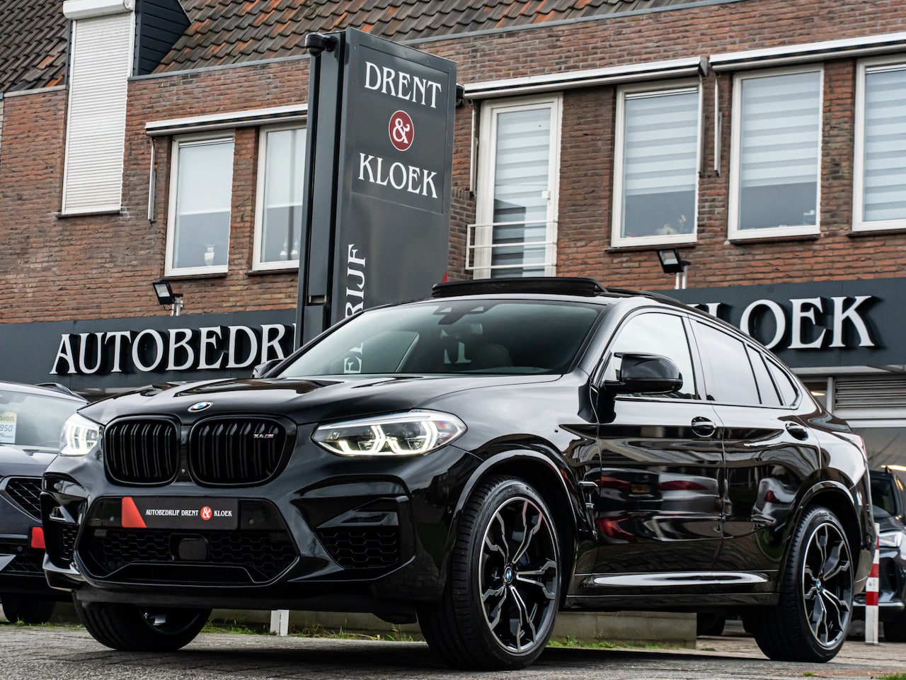 BMW X4 - M Competition PANO HARMAN KARDON HUD 360 CAMERA MEMORY STOEL 21 INCH BOMVOL!! - AutoWereld.nl