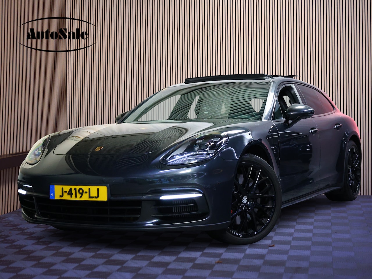 Porsche Panamera Sport Turismo - 2.9 4S BTW CHRONO PANO BOSE CARPLAY MEMORY '18 - AutoWereld.nl