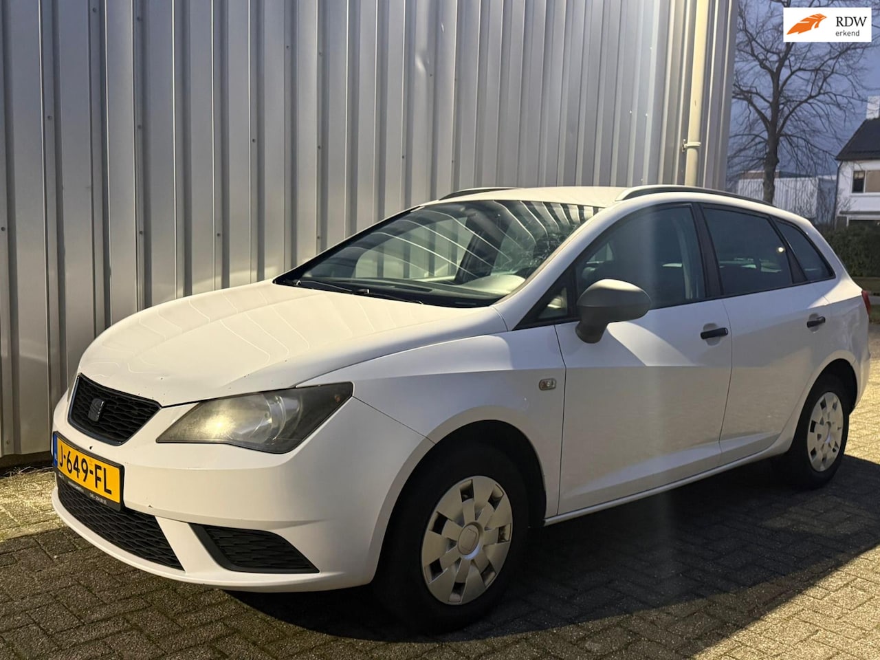 SEAT Ibiza ST - 1.2 / facelift 2012 / airco / NWE apk - AutoWereld.nl