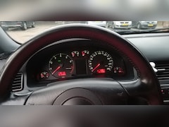 Audi A6 Limousine - 2.4 5V Advance MT 2.4 30v