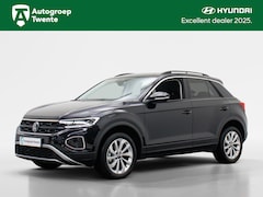 Volkswagen T-Roc - 1.5 TSI Life Bns | Navigatie | Achteruitrijcamera |