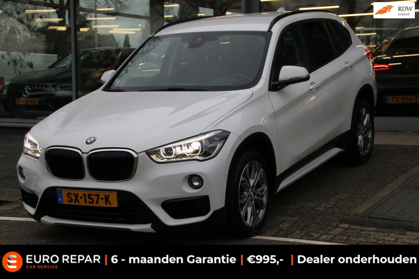 BMW X1 - SDrive18i High Executive AUTOMAAT TREKHAAK! - AutoWereld.nl