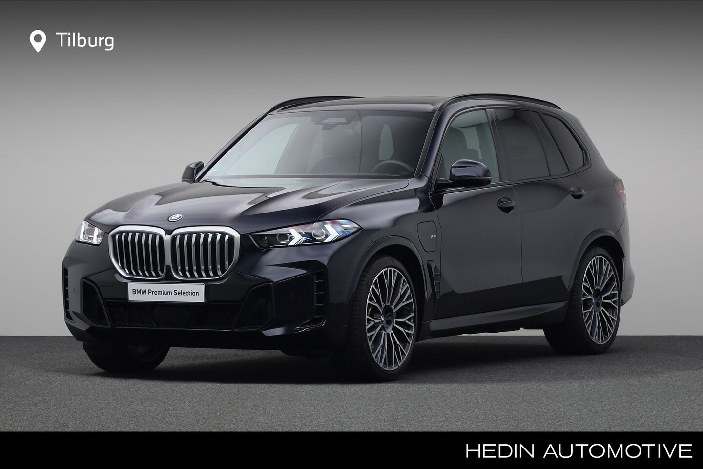 BMW X5 - xDrive50e | BMW Iconic Glow Nierengrill | Bowers & Wilkins Diamond Surround System | Comfo - AutoWereld.nl