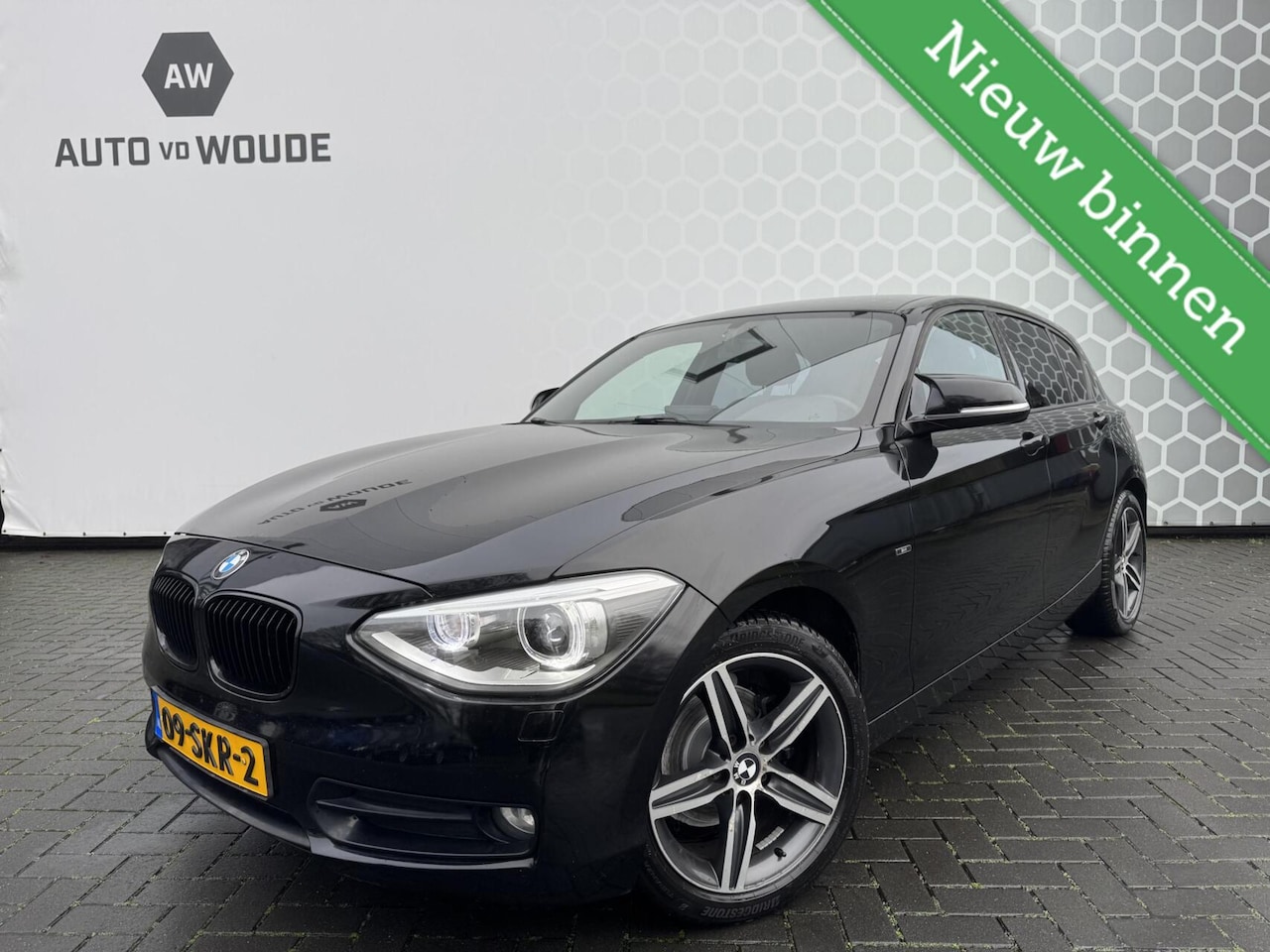BMW 1-serie - 116i Business Trekhaak Xenon Led Nieuwe banden - AutoWereld.nl