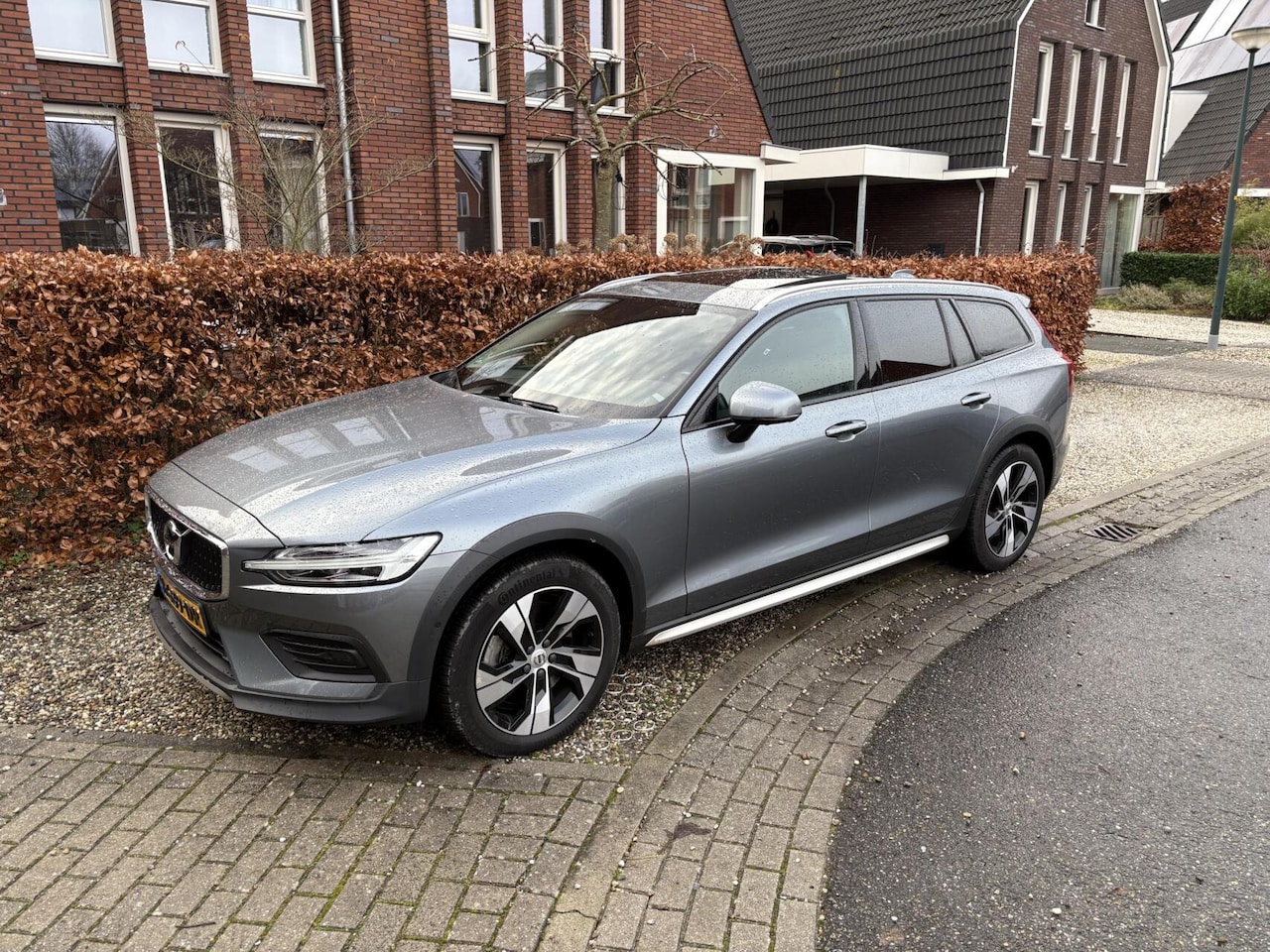 Volvo V60 Cross Country - 2.0 T5 250PK AWD Polestar Pano Stoelkoeling Massage Keyless 360 Camera HUD ACC - AutoWereld.nl