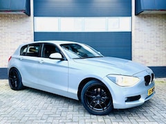 BMW 1-serie - 116i Business+|Automaat|Xenon|Navi|Cruis|LM 18