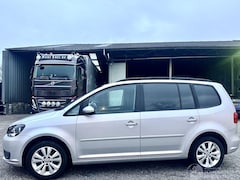 Volkswagen Touran - VAN 1.6 TDI 105pk 7-Traps dsg aut Comf - nap - clima - cruise - trekh - lmv - privacy glas