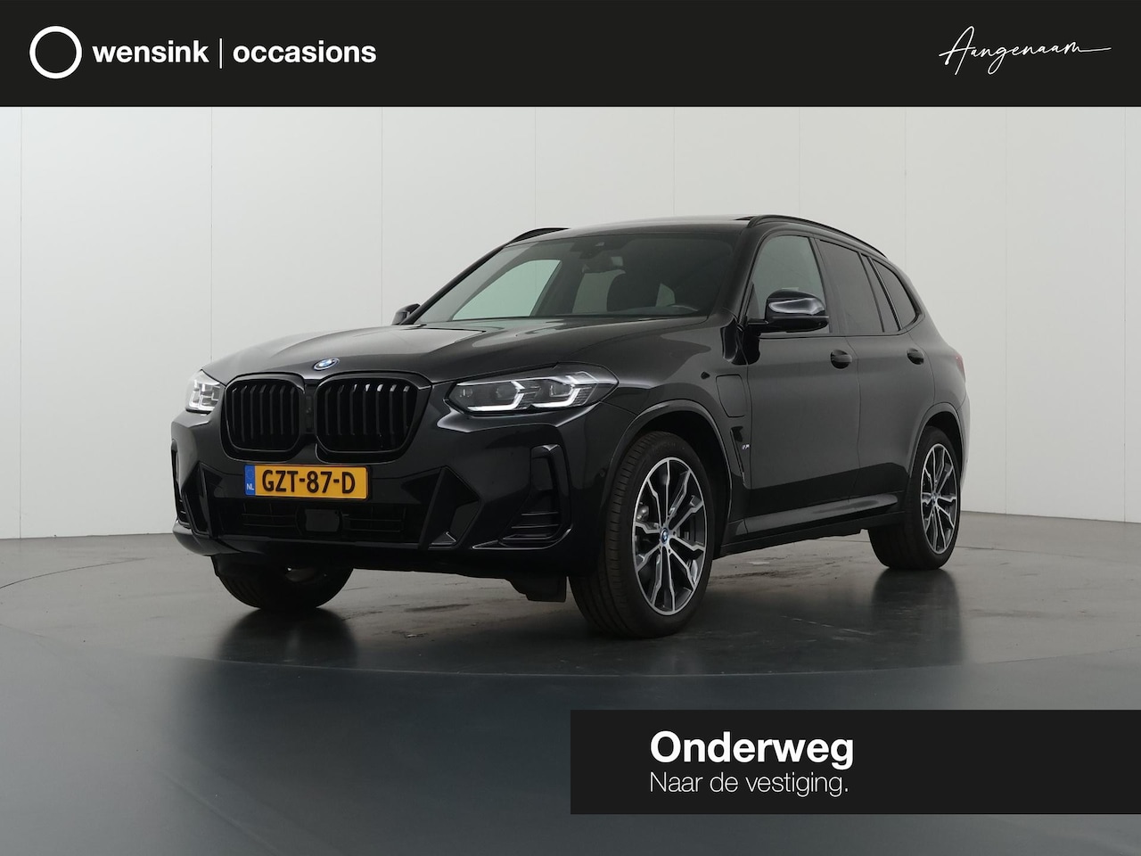 BMW X3 - xDrive30e High Executive | M-Pakket | Trekhaak | Sportstoelen | Panoramadak | HUD | Harman - AutoWereld.nl