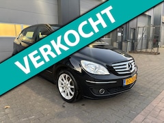 Mercedes-Benz B-klasse - 200 5DRS|AUTOMAAT|Airco|Cruise Controle|Stoelverwarming|trekhaak|Nieuwe APK