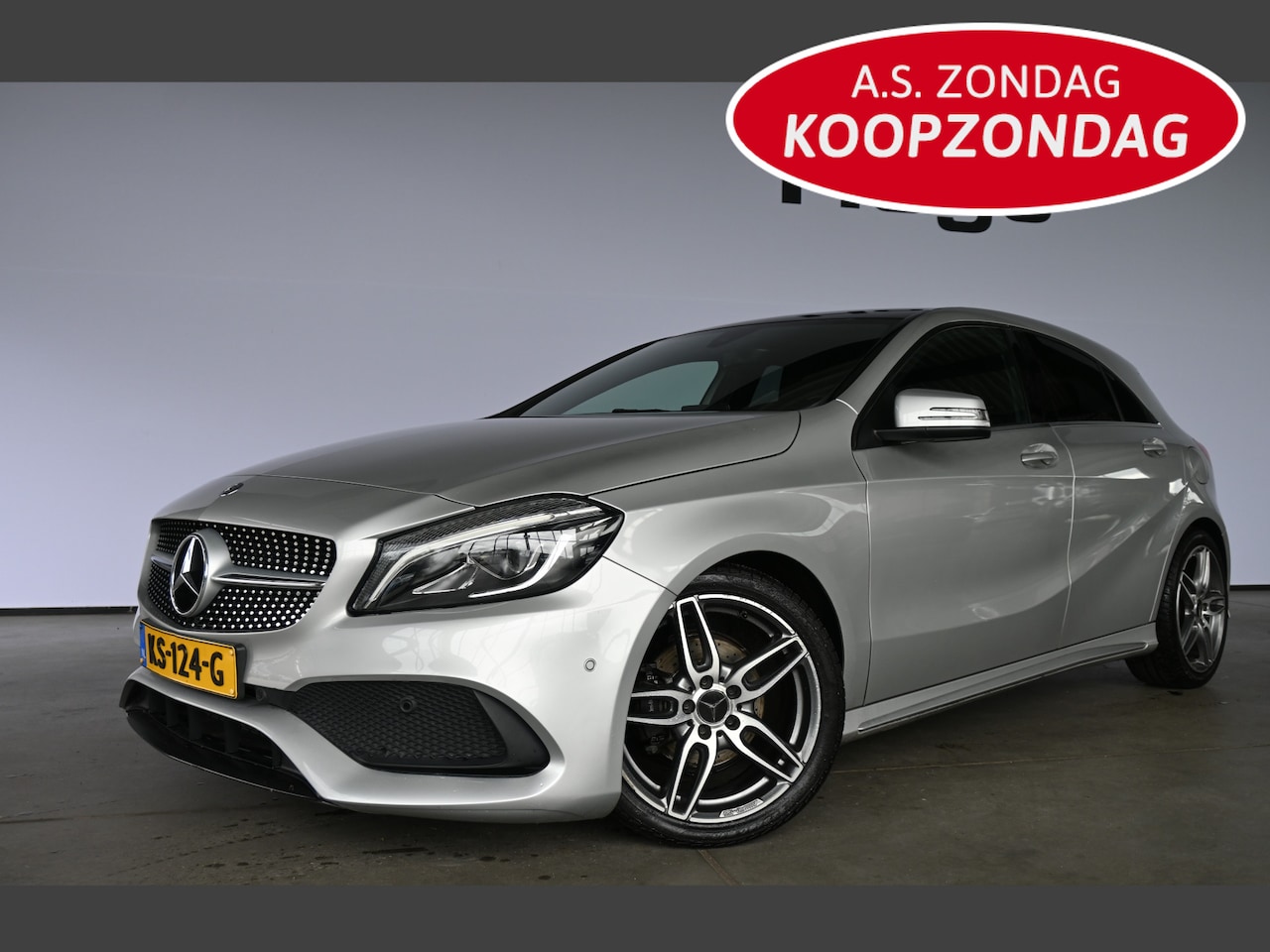 Mercedes-Benz A-klasse - 160 Ambition AMG Automaat Navigatie LED Rijklaaprijs Inruil Mogelijk! - AutoWereld.nl