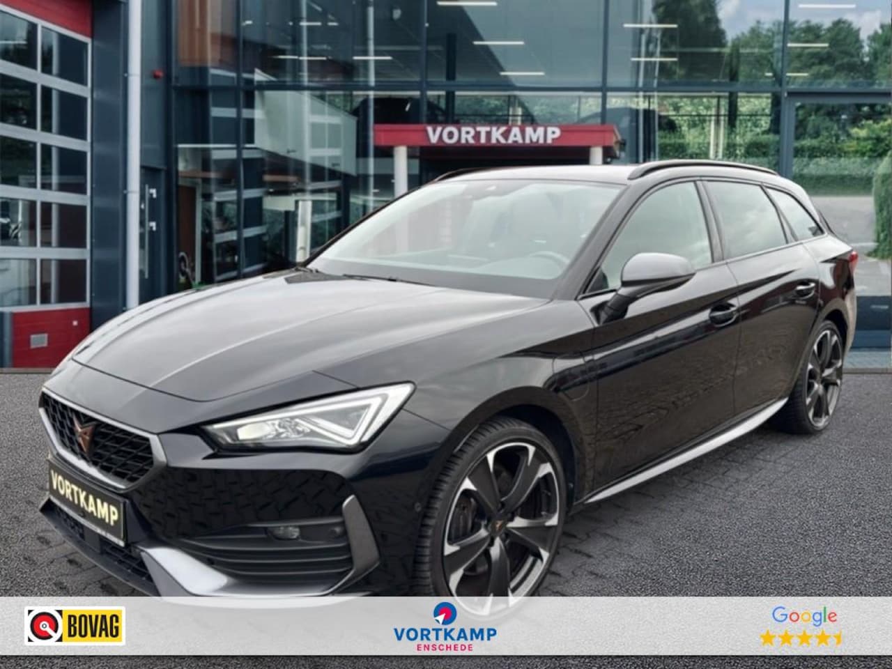 CUPRA Leon Sportstourer - 1.4 TSI DSG E-HYBRID ACC/NAVI/CARPLAY/STOELVERW./ELEK.ACHTERKLEP - AutoWereld.nl