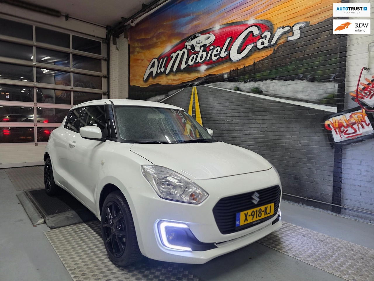 Suzuki Swift - 1.2 Select Smart Hybrid AIRCO|STOELVERW|CAM - AutoWereld.nl