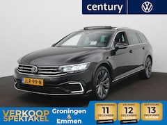 Volkswagen Passat Variant - 1.4 TSI PHEV GTE Business Automaat - Panodak - HUD - Stoelverwarming - Camera