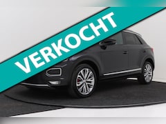 Volkswagen T-Roc - 1.5 TSI Sport | Trekhaak |Org NL | Digital Cockpit | CarPlay | 150 PK | 18" Velgen |
