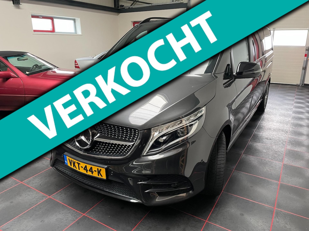 Mercedes-Benz V-klasse - 300d 4-MATIC Extra Lang DC Dubb Schuifdeur - AutoWereld.nl