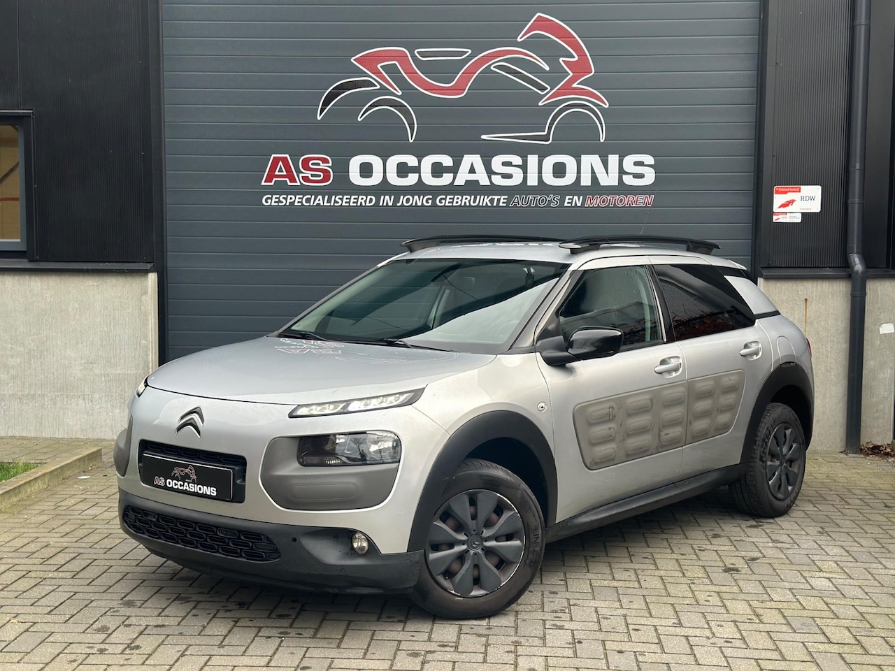Citroën C4 Cactus - 1.6 BlueHDi Feel Airco - CAM - NAVI - AutoWereld.nl