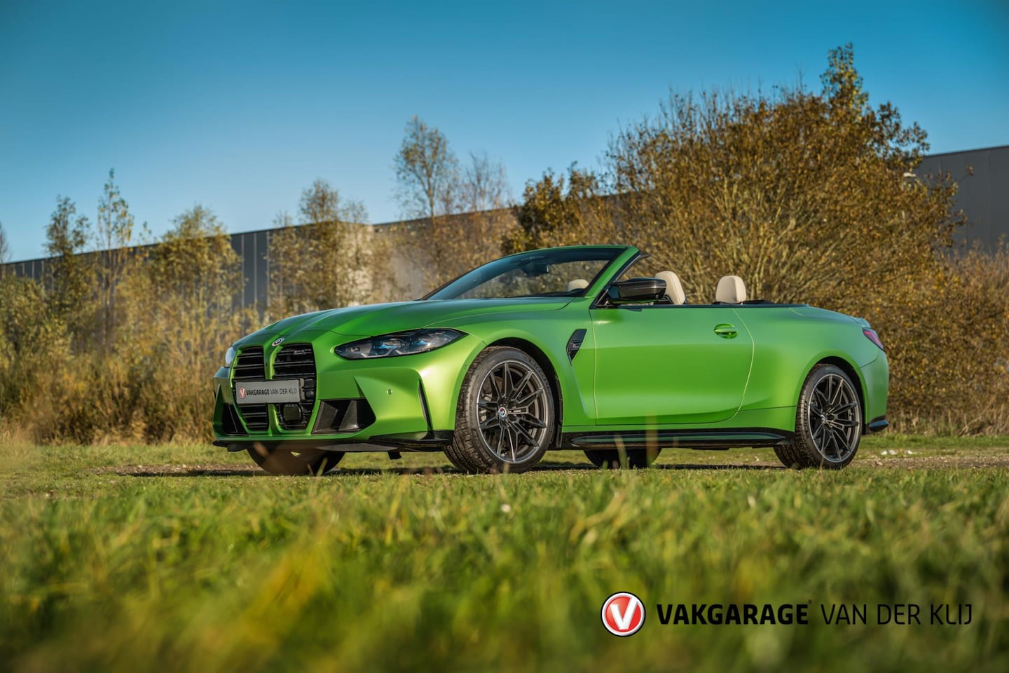 BMW M4 - 4-serie Cabrio xDrive Competition | 'Individual Frozen Tampa Bay Green' | Carbon Pakket | - AutoWereld.nl