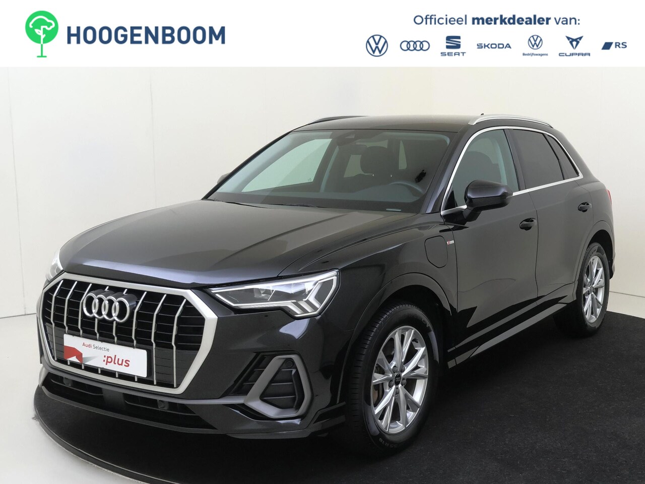Audi Q3 - 45 TFSI e S edition | Parkeersensoren | Dodehoek detectie | Adaptieve cruise control | Sto - AutoWereld.nl
