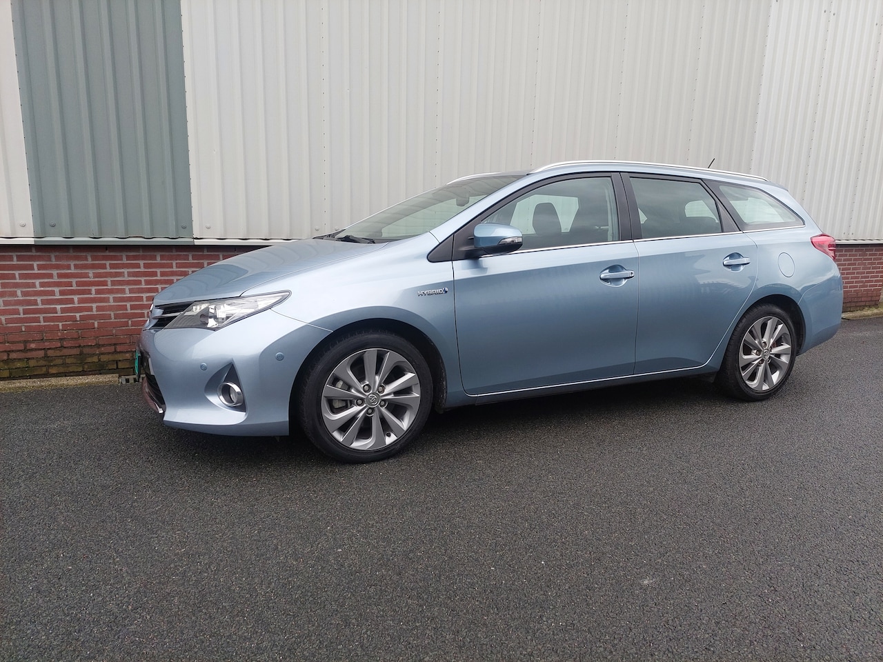 Toyota Auris - 1.8 Hybrid Dynamic - AutoWereld.nl