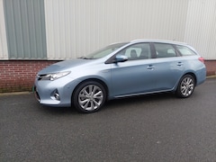 Toyota Auris - 1.8 Hybrid Dynamic