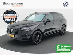 Volkswagen Touareg - 3.0 TSi eHybrid 462 Pk 4Motion R-Line | Panoramadak | Adaptive Cruise | Black Style | Dyna