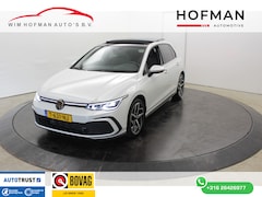 Volkswagen Golf - GTE 245Pk SOH 93% Trekhaak Panodak Camera Stuur/Stoel Verwarming Parelmoer lak