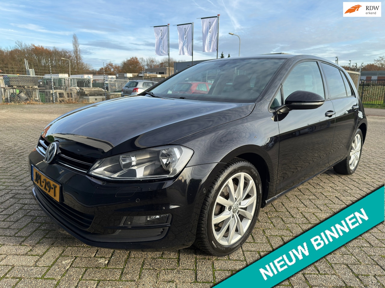 Volkswagen Golf - 1.2 TSI Trendline PDC | CarPlay | Nieuwe APK - AutoWereld.nl