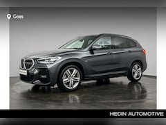 BMW X1 - xDrive20i | M Sportpakket | Elektrisch te openen en te sluiten achterklep | Glazen panoram