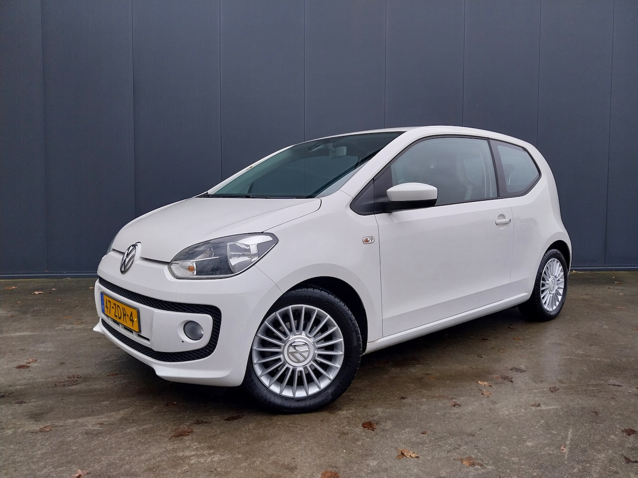 Volkswagen Up! - 1.0 high up! BlueMotion ELEC PAKKET 3 DEURS - AutoWereld.nl