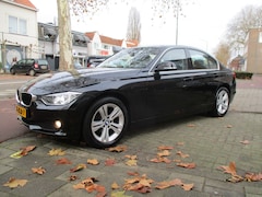 BMW 3-serie - 320i EfficientDynamics Edition Upgrade Edition / AIRCO / NAVI / LEER / NL.AUTO / 144dkm