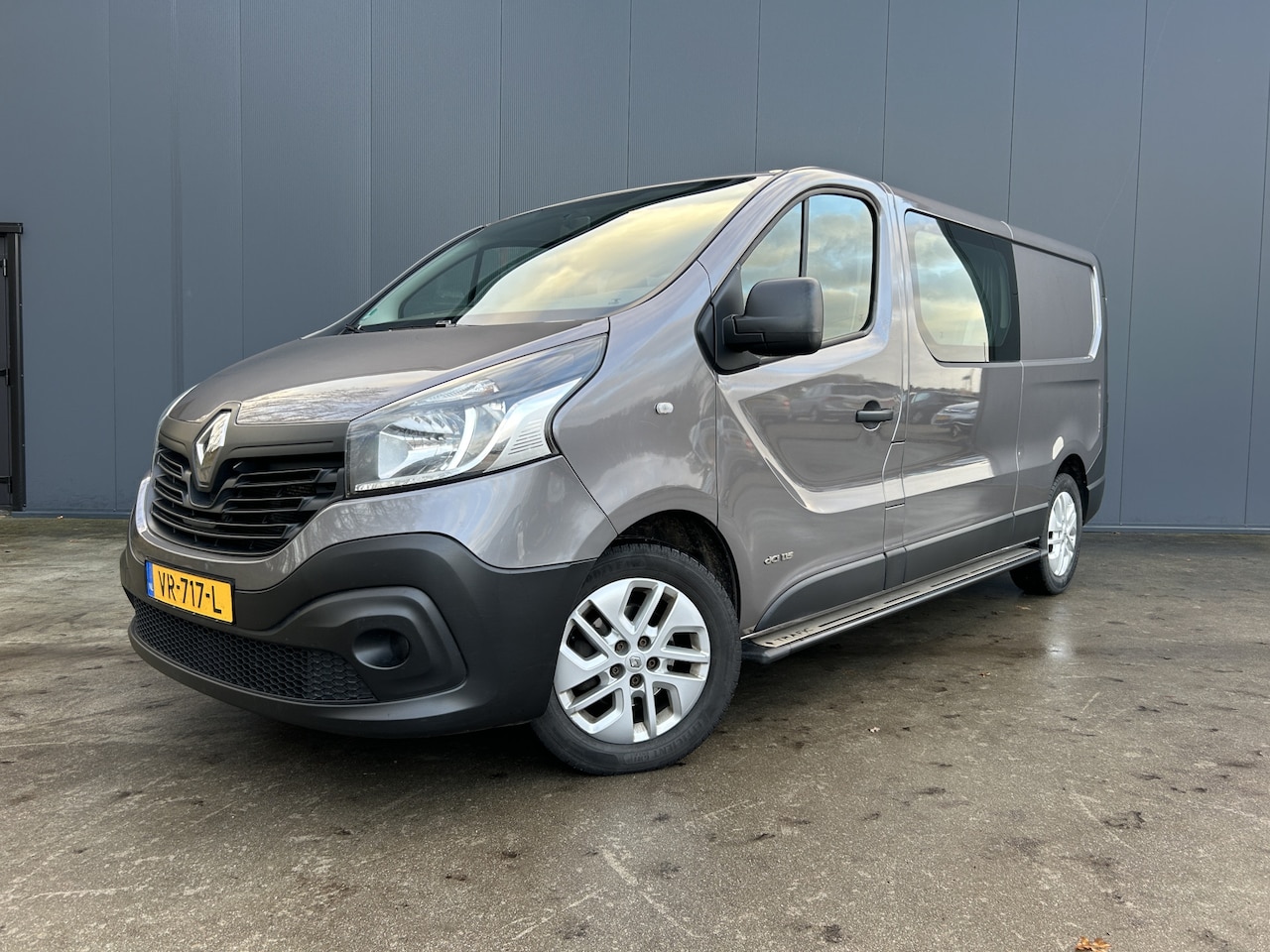 Renault Trafic - 1.6 dCi DUBBEL CABINE 6 PERS Comfort NAVI CRUISE AIRCO TREKHAAK - AutoWereld.nl