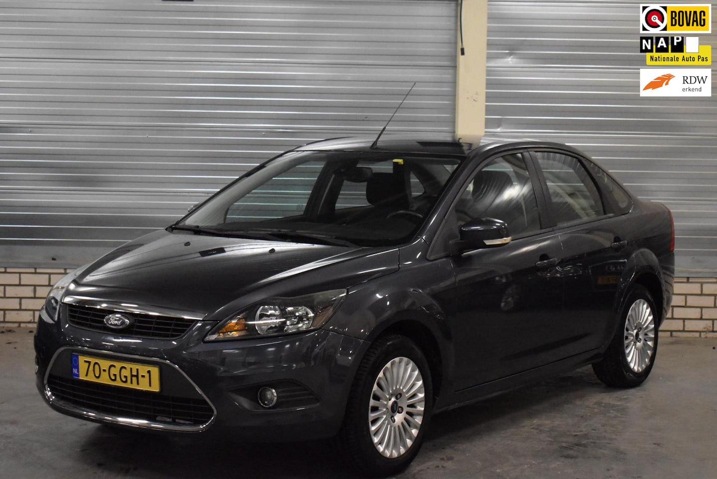 Ford Focus - 1.6 Titanium 83.000KM! + Navigatie|Climate Control|Cruise Control|Trekhaak| - AutoWereld.nl
