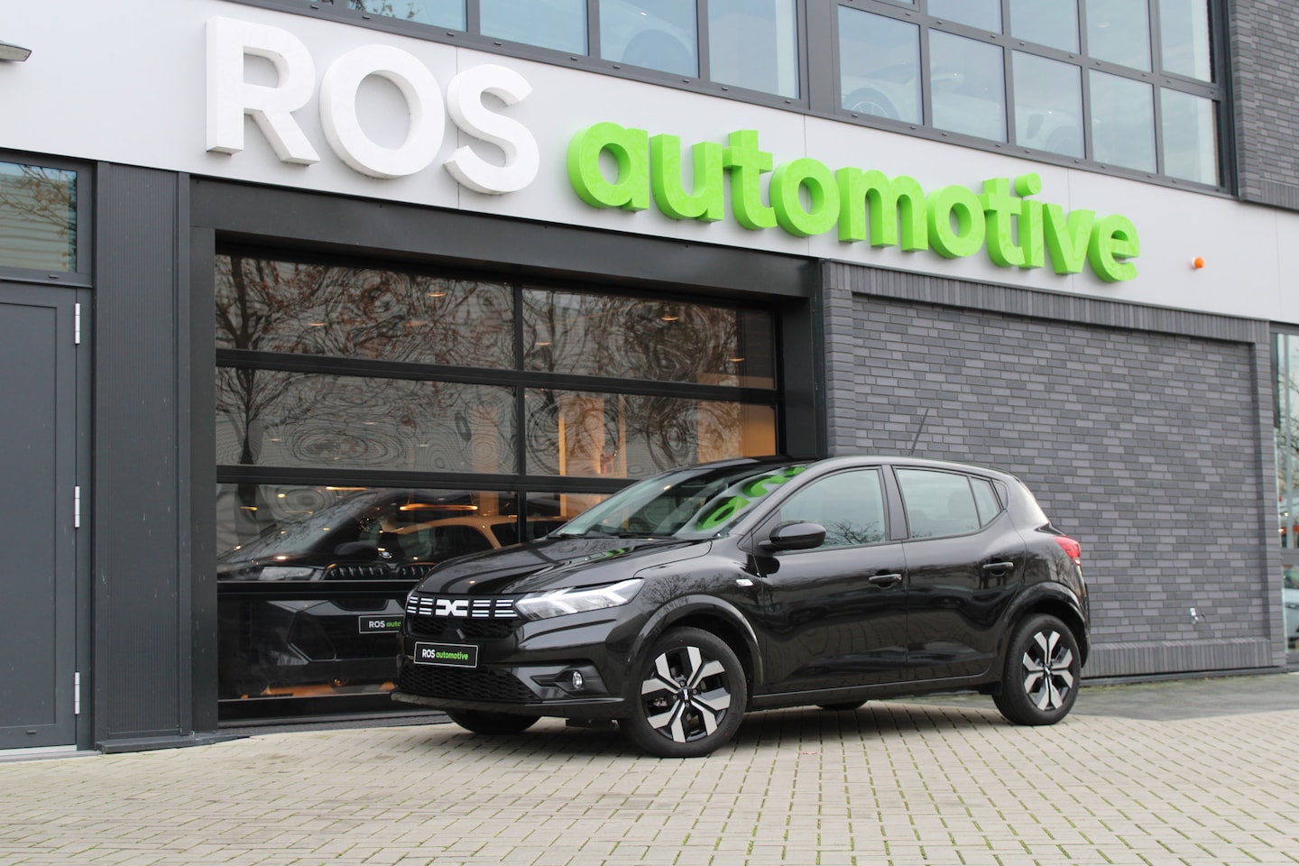 Dacia Sandero - 1.0 TCe 90 Expression | BTW | AUTOMAAT | STOELVERWARMING | CAMERA | - AutoWereld.nl