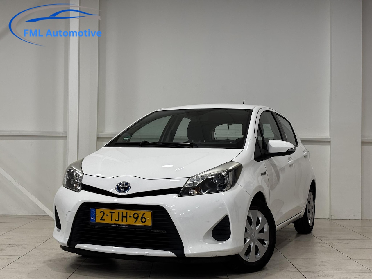 Toyota Yaris - 1.5 Full Hybrid Aspiration | Climate Control | Navigatie | NL-Auto - AutoWereld.nl
