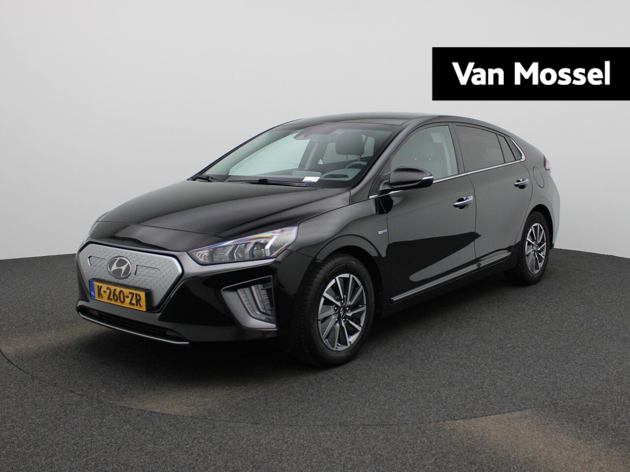 Hyundai IONIQ - Comfort EV 38 kWh | Automaat | Apple Carplay/ Android Auto | Camera | Lane Assist | Stoelv - AutoWereld.nl