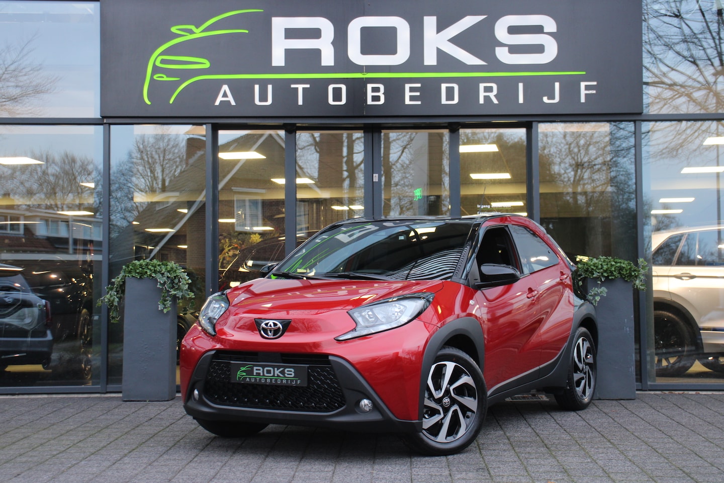 Toyota Aygo X - 1.0 VVT-i S-CVT Pulse Two-tone Automaat - AutoWereld.nl