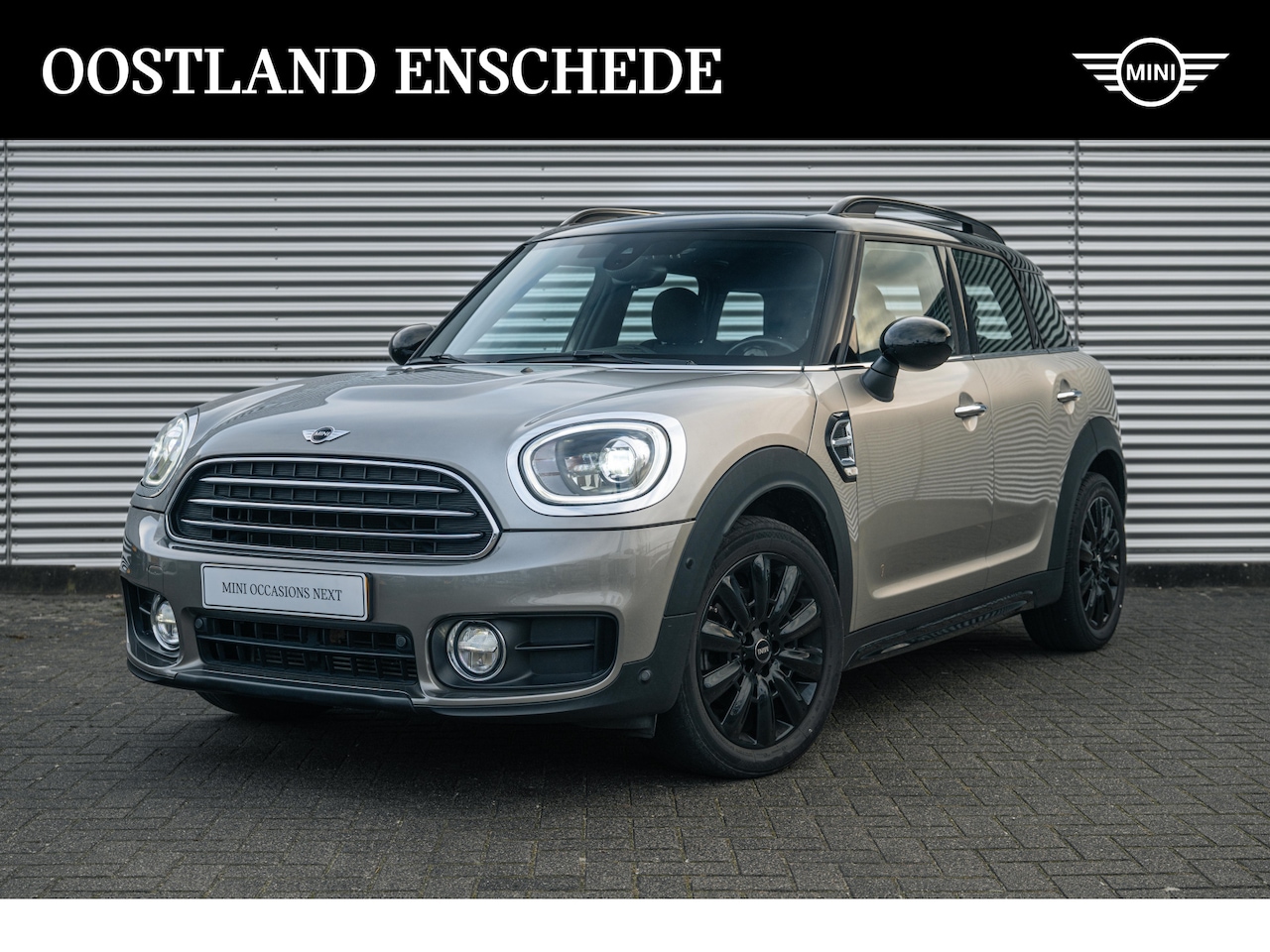 MINI Countryman - Cooper Chili / Sportstoelen / LED / Comfort Access / Park Assistant / Stoelverwarming - AutoWereld.nl