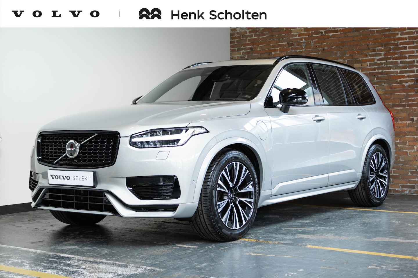Volvo XC90 - T8 AWD Ultra Dark | Verwarmde | Geventileerde en Masserende Voorstoelen | Luchtvering | Pa - AutoWereld.nl