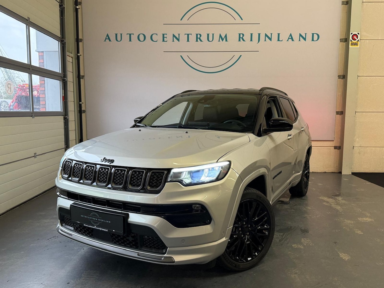 Jeep Compass - 4xe 240 Plug-in Hybrid Electric S 1 Jaar Bovag Garantie - AutoWereld.nl