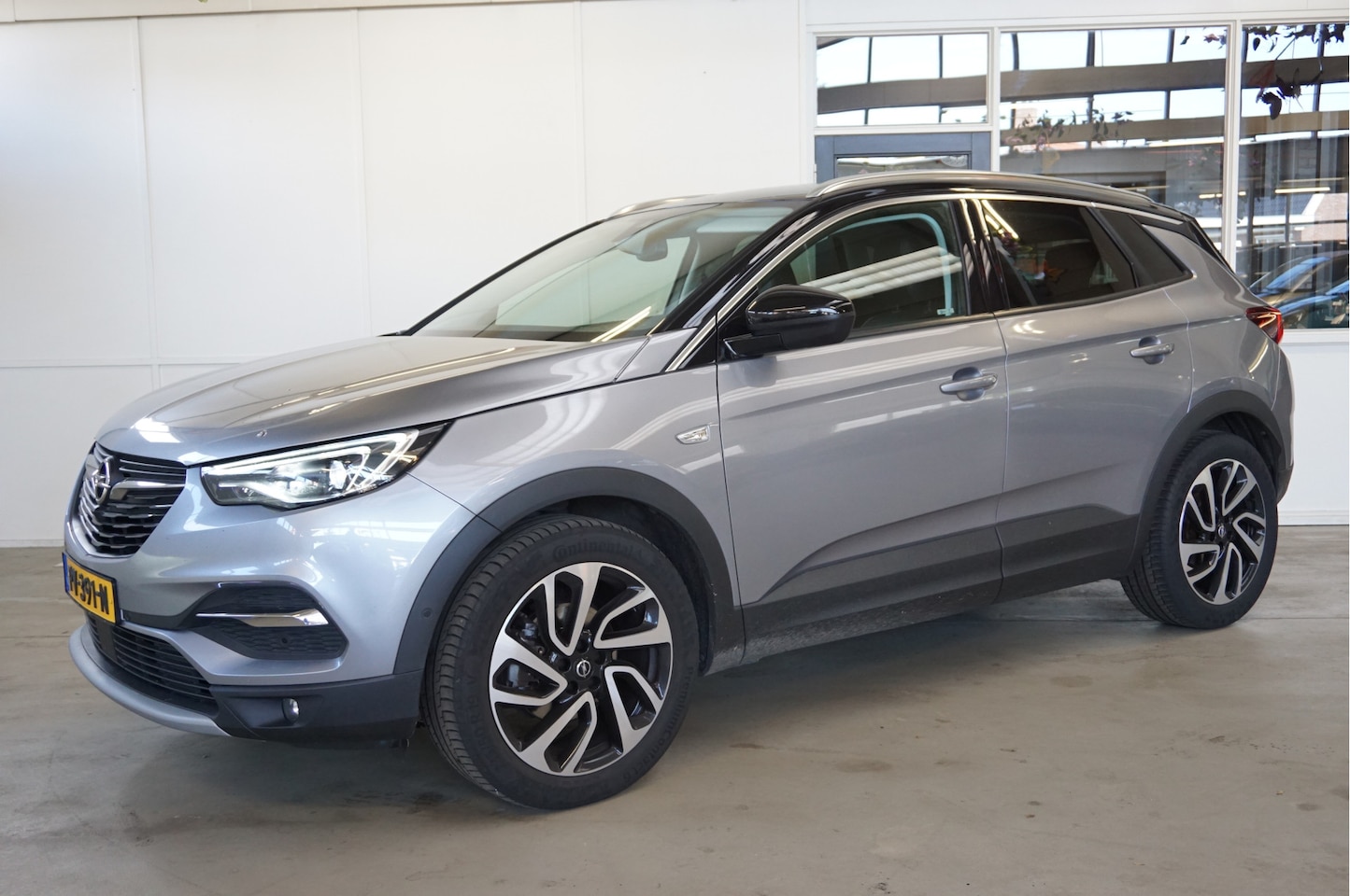 Opel Grandland X - 1.2 Turbo Innovation Trekhaak Leer 19 inch LMV - AutoWereld.nl