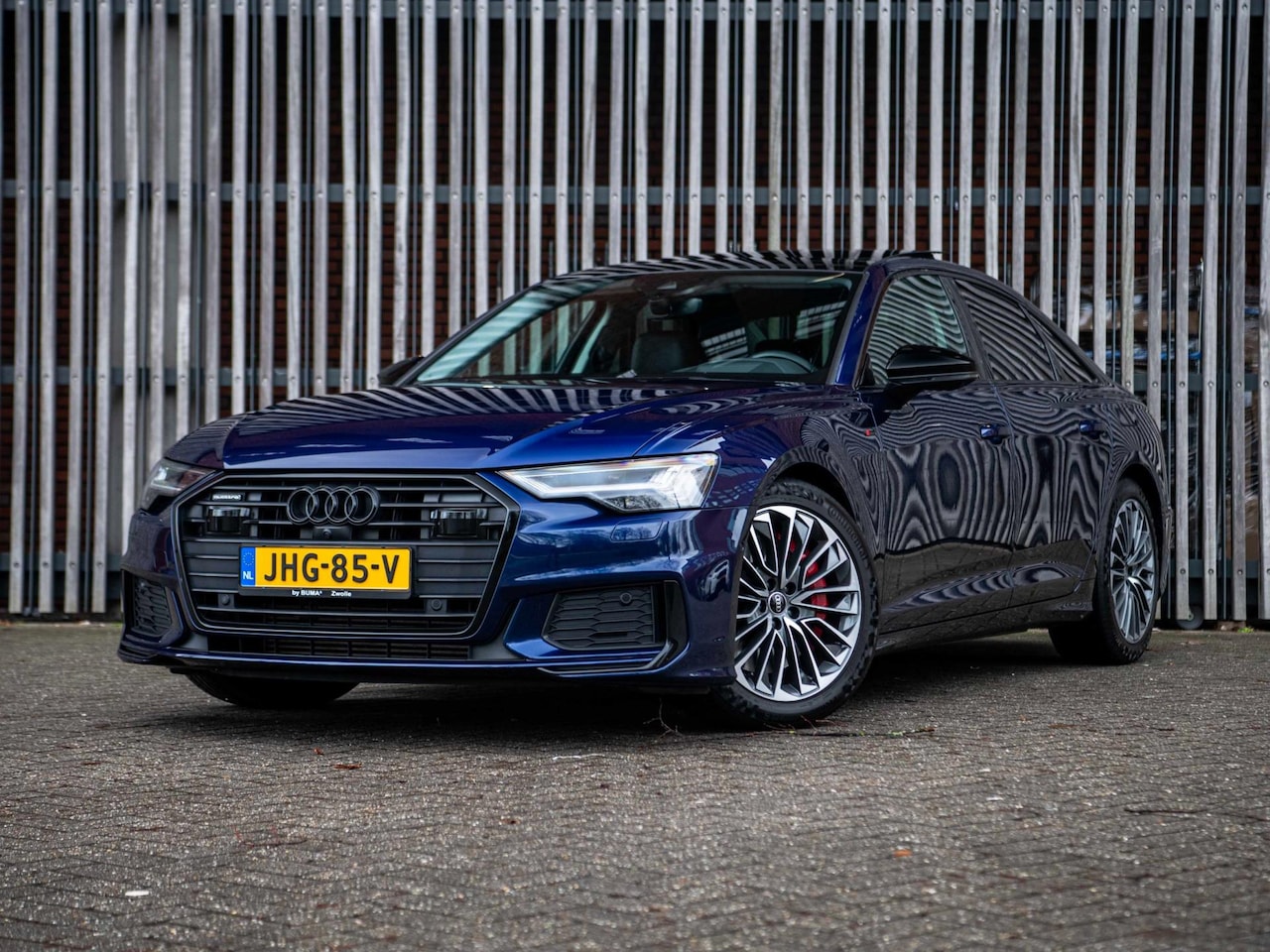 Audi A6 Limousine - 55 TFSI e Quattro Competition S-Line |Panorama|Leder|MassageStoelen|Softclose|FULL LED|HUD - AutoWereld.nl