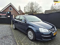 Volkswagen Jetta - 1.6 Trendline Clima Cruise