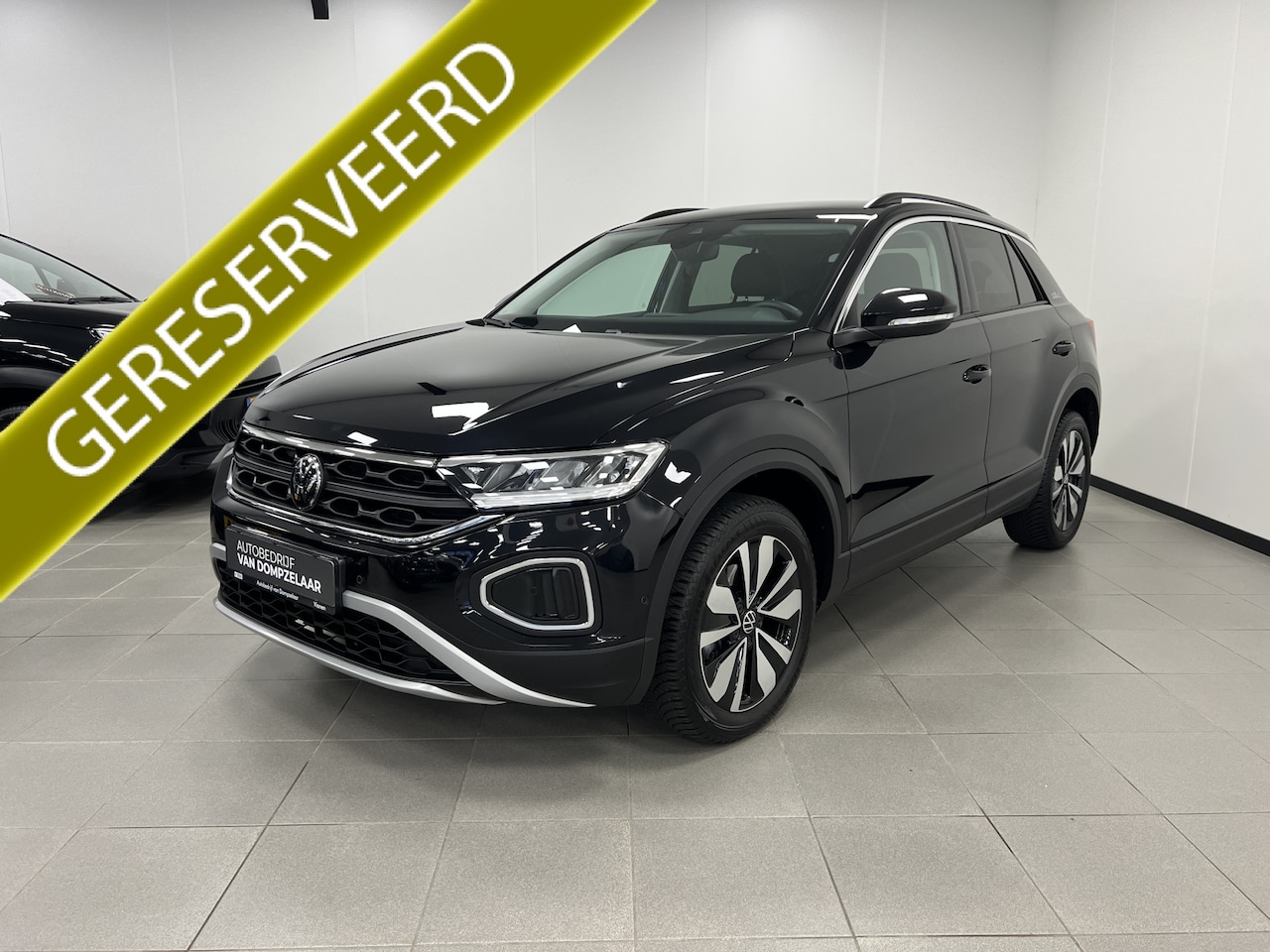 Volkswagen T-Roc - 1.0 TSI / GOAL EDITION / NAVI / PDC / STOELVERW. / BOVAGDEAL / - AutoWereld.nl