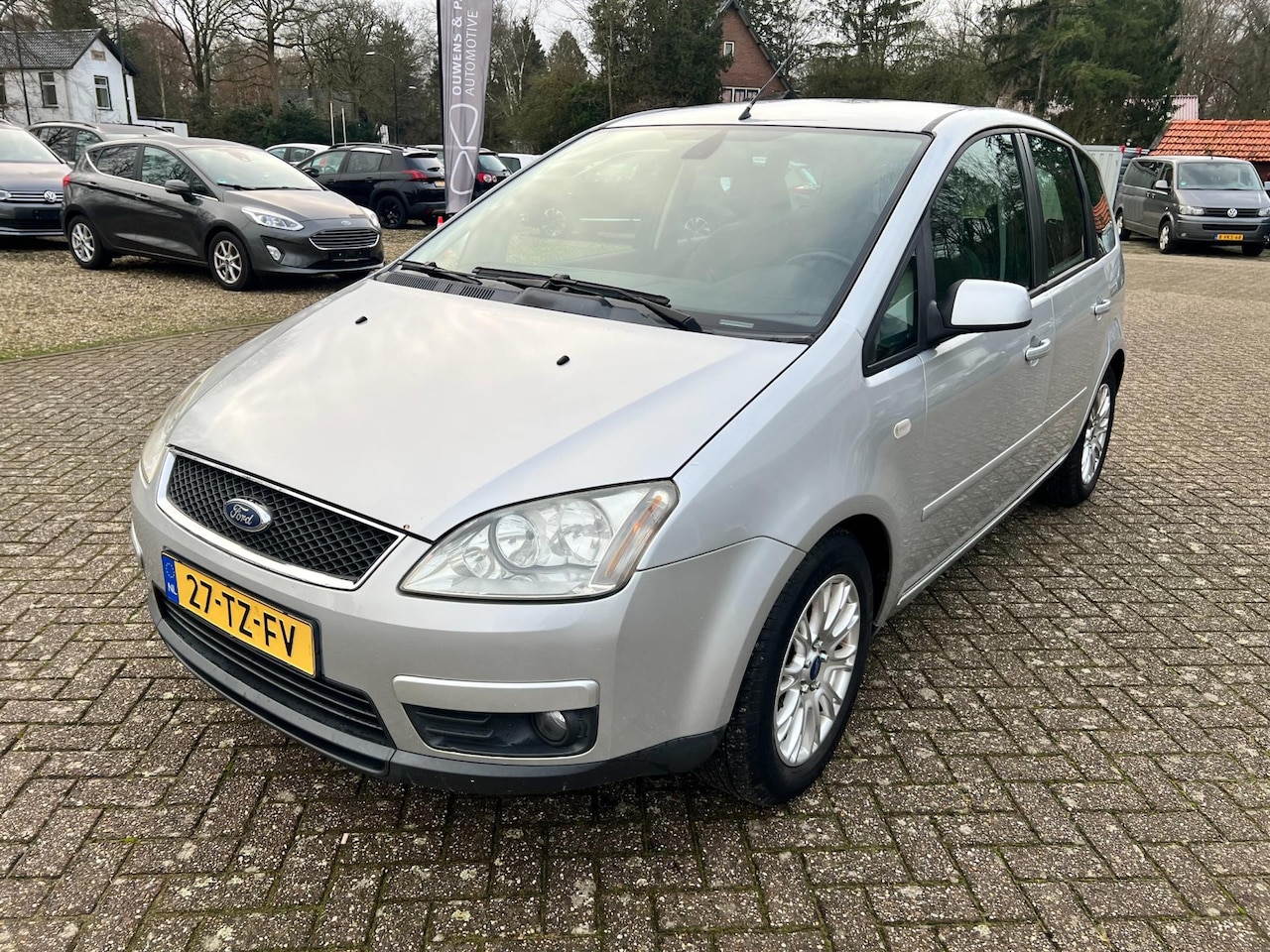 Ford Focus C-Max - 1.8-16V Futura 1.8-16V Futura | NIEUWE APK - AutoWereld.nl