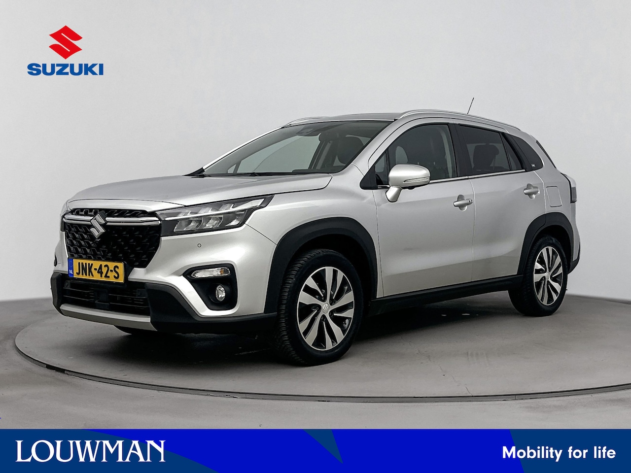 Suzuki S-Cross - 1.4 Boosterjet Style Smart Hybrid | Elektrisch glazen panorama-dak | 360° Camera | Stoelve - AutoWereld.nl