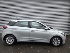Hyundai i20 - 1.2 HP i CLIMATE CONTROL, CRUISE CONTROL, NAVI, ACHTERUITRIJCAM