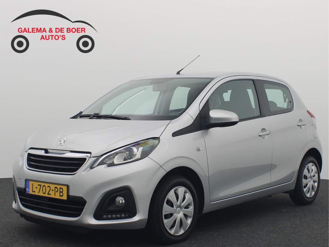 Peugeot 108 - 1.0 e-VTi Active AIRCO / BLUETOOTH / DAB+ / NL- AUTO - AutoWereld.nl